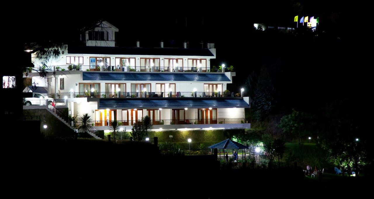 Mount N Mist Hotel Ooty Exterior photo